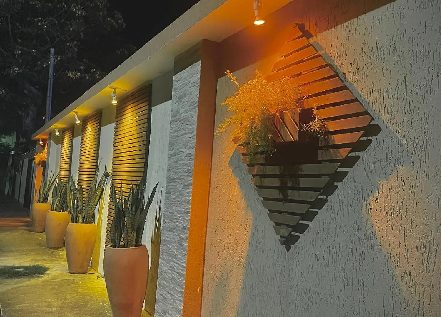 Pousada Bon Vivant Cabo Frio 2*,